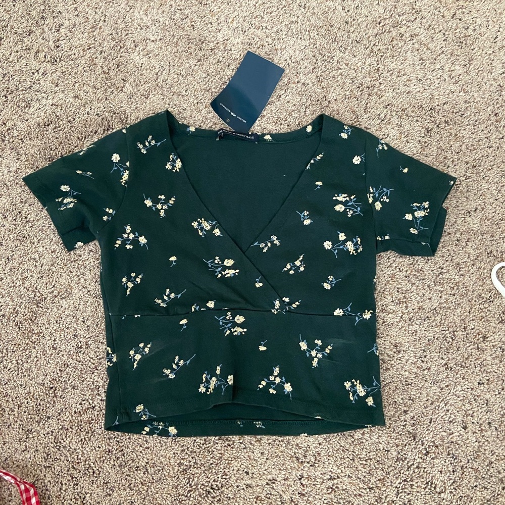 Brandy Melville Top Never Worn